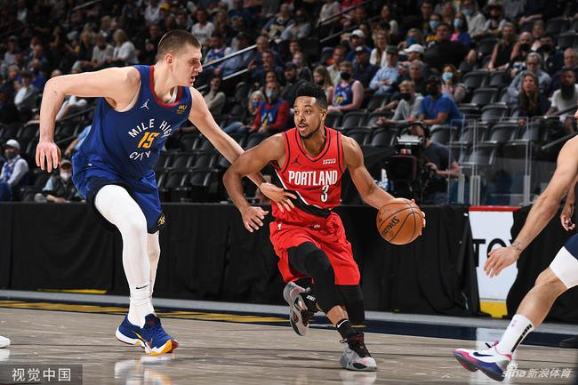 在这场比赛 在这场比赛